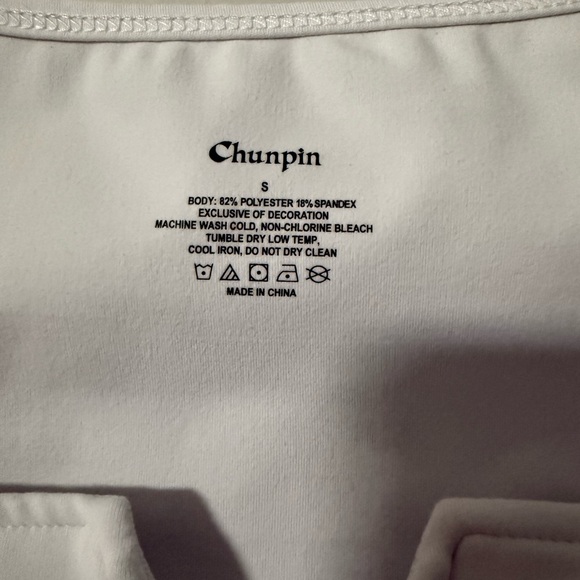 Chunpin Square Neck Notch V Neck Bodysuit - Picture 4 of 7